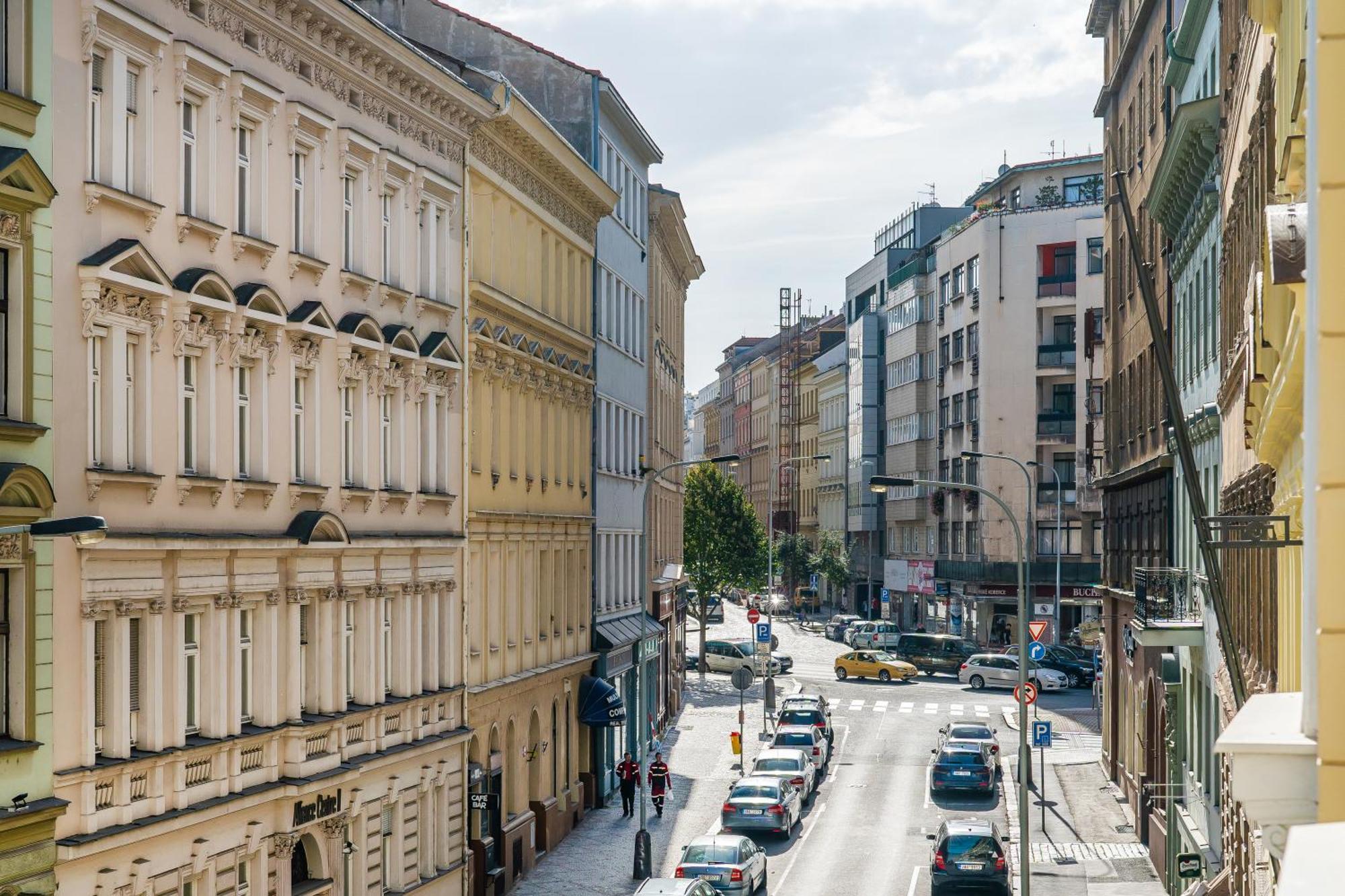 Anytime Holiday- Muzeum Apartments Praha Eksteriør bilde